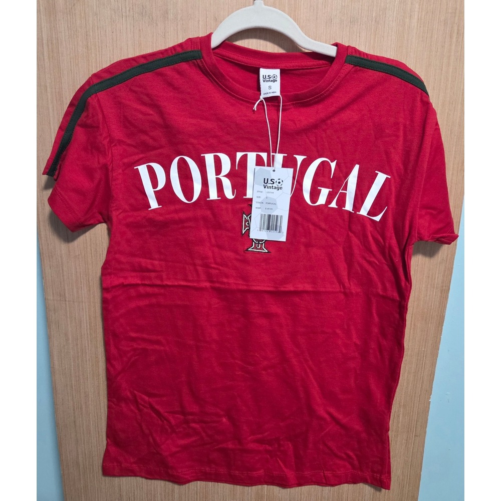 U.S. Vintage Portugal Soccer Graphic T-Shirt Red Green Stripe Mens Small NWT
